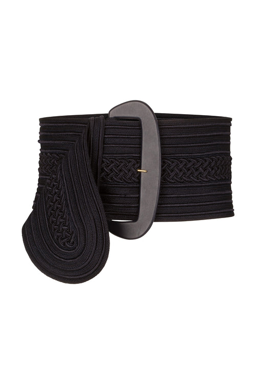 A Chenoa Belt Black with a buckle on it.