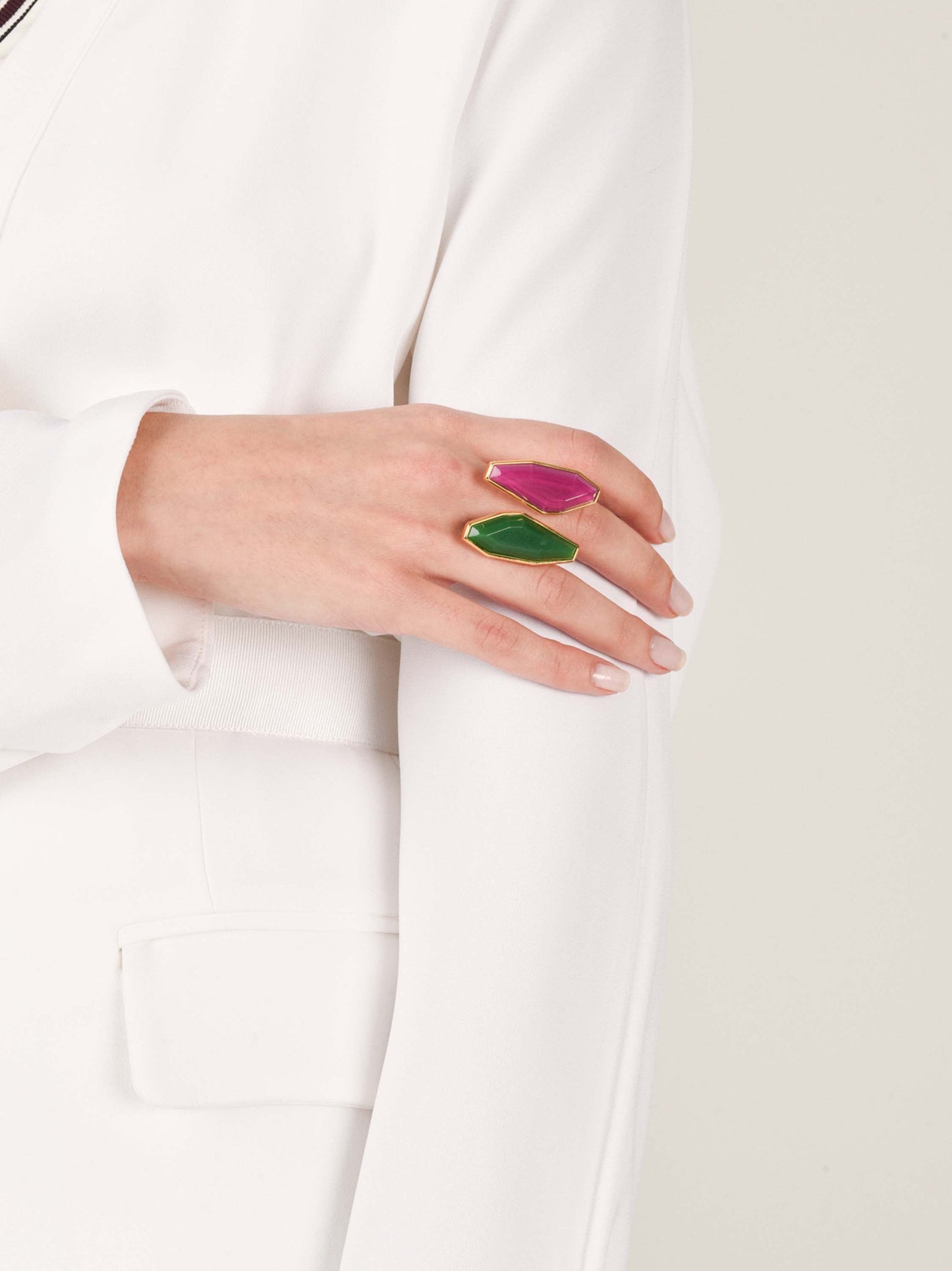 Suzy Ring Magenta Emerald