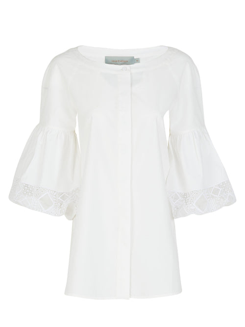 Alba Blouse White with three-quarter sleeves and lace details on a plain background.