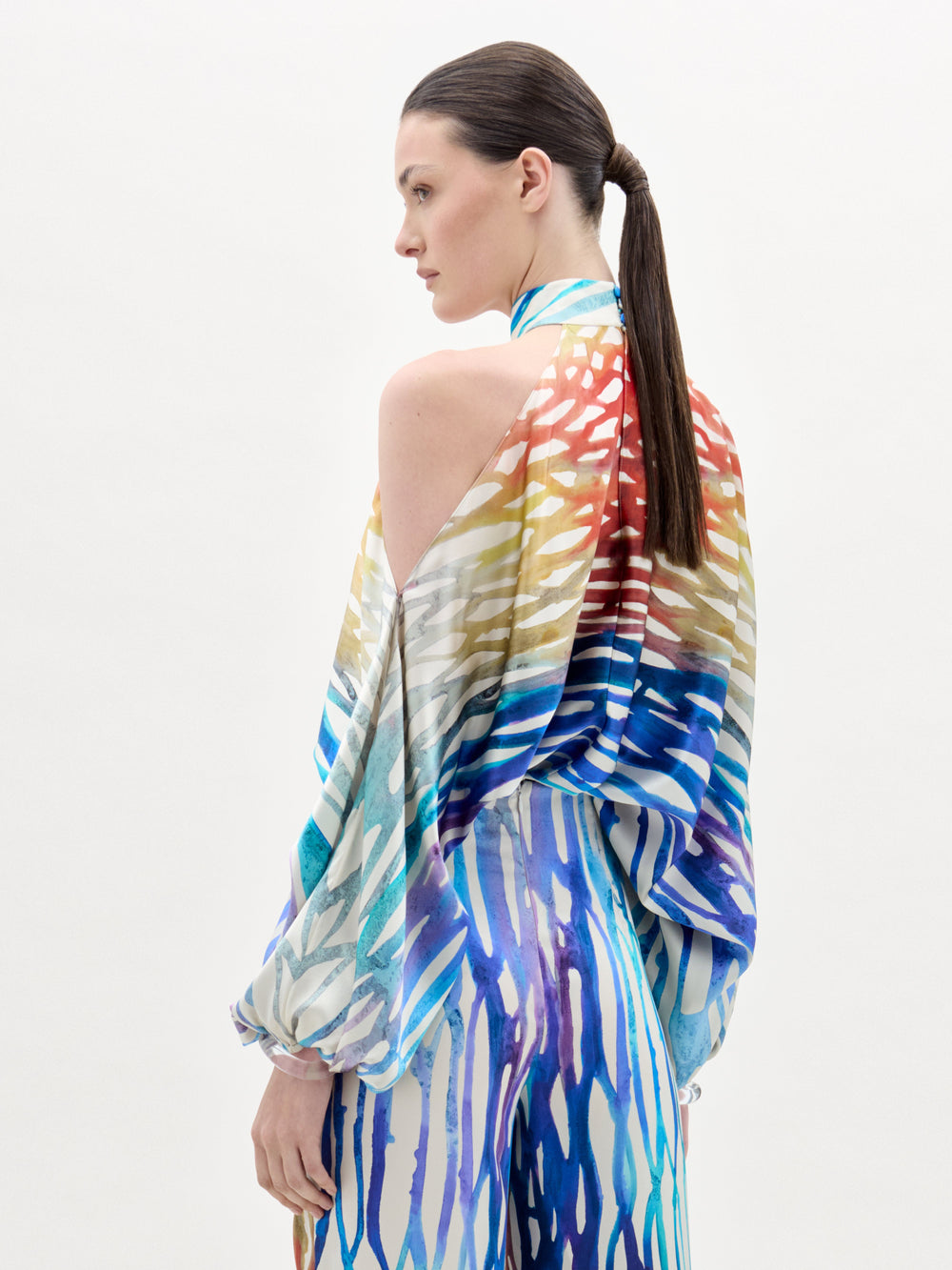 49_SafiraBlouse_CoralSymphony__PRESPRING2026_BACK