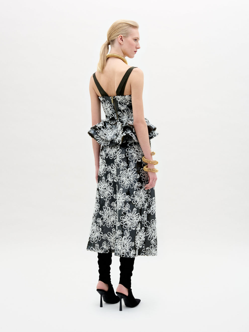 ADRIANATOP-GREENSEQUINS_Back_HolidayCapsule2025_2cb6f395-6787-4ecf-ba64-46d4a82bdfba