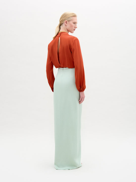 DELFINABLOUSE-TERRACOTA_GADEASKIRT-MINT_BACK_FALL2025