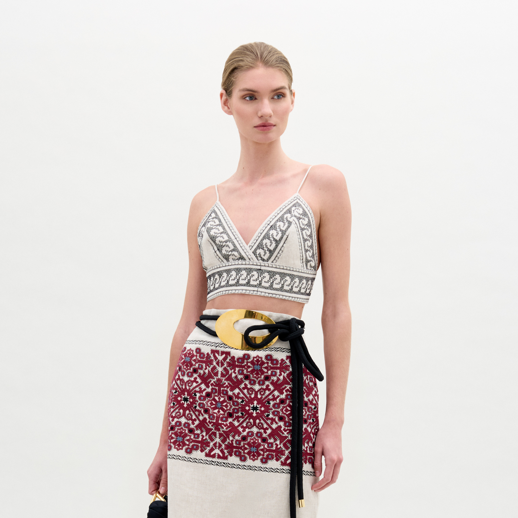 IBBIETOP-BURGUNDYEMBROIDEREDLINEN_Front_PRE-FALL2025