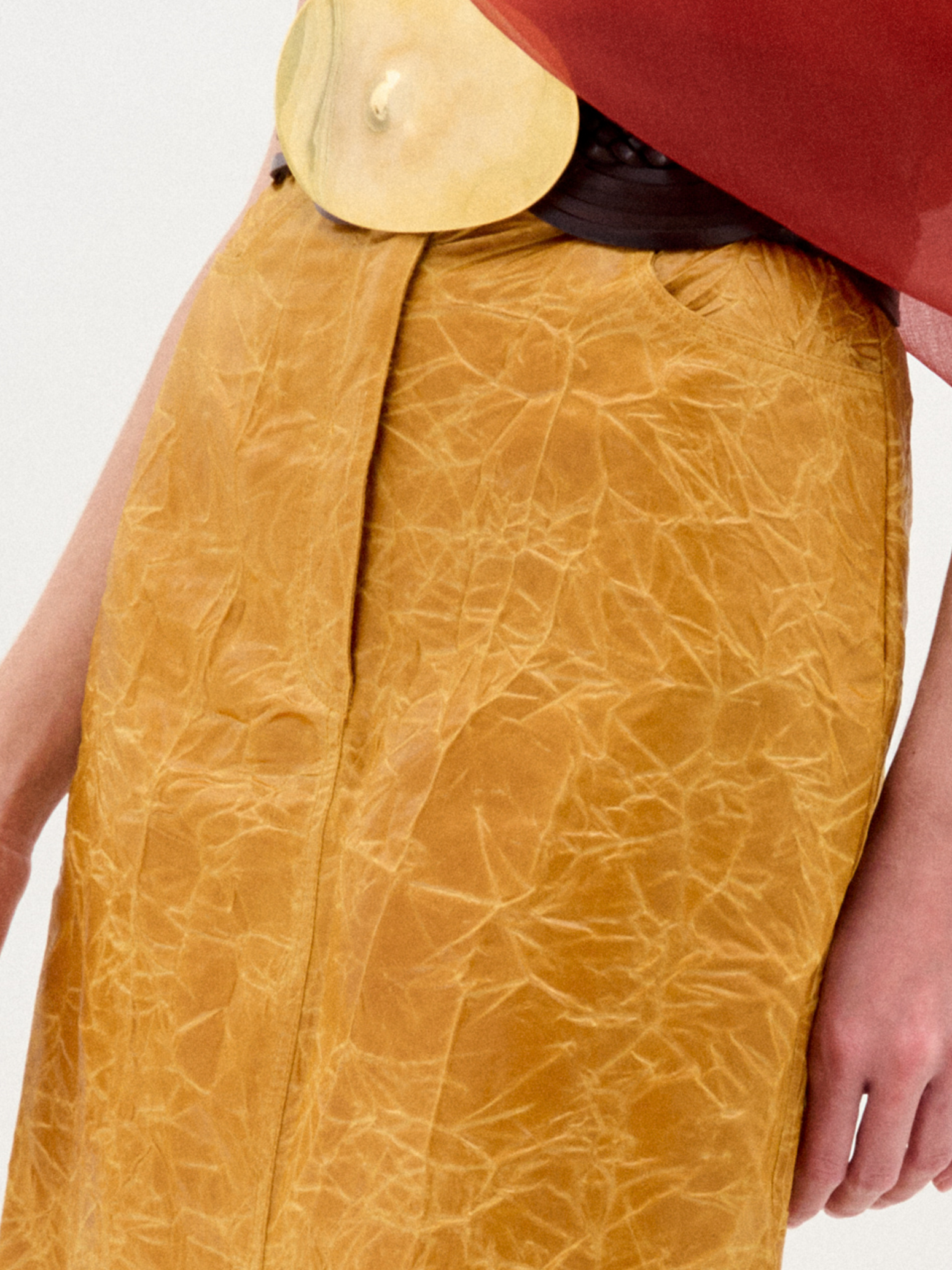 LAYANSKIRT-MUSTARD_DETAIL_FALL2025