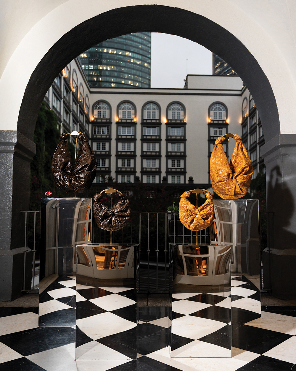 LuxuryLab