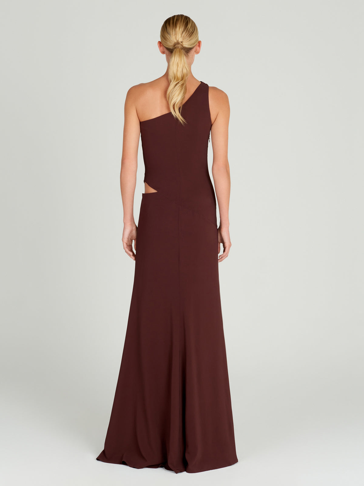 Nix Dress Brown with a touch of built-in jewelry.