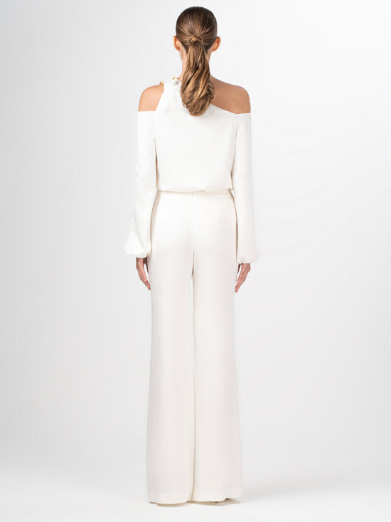 Palermo Pant White with a wide leg silhouette.