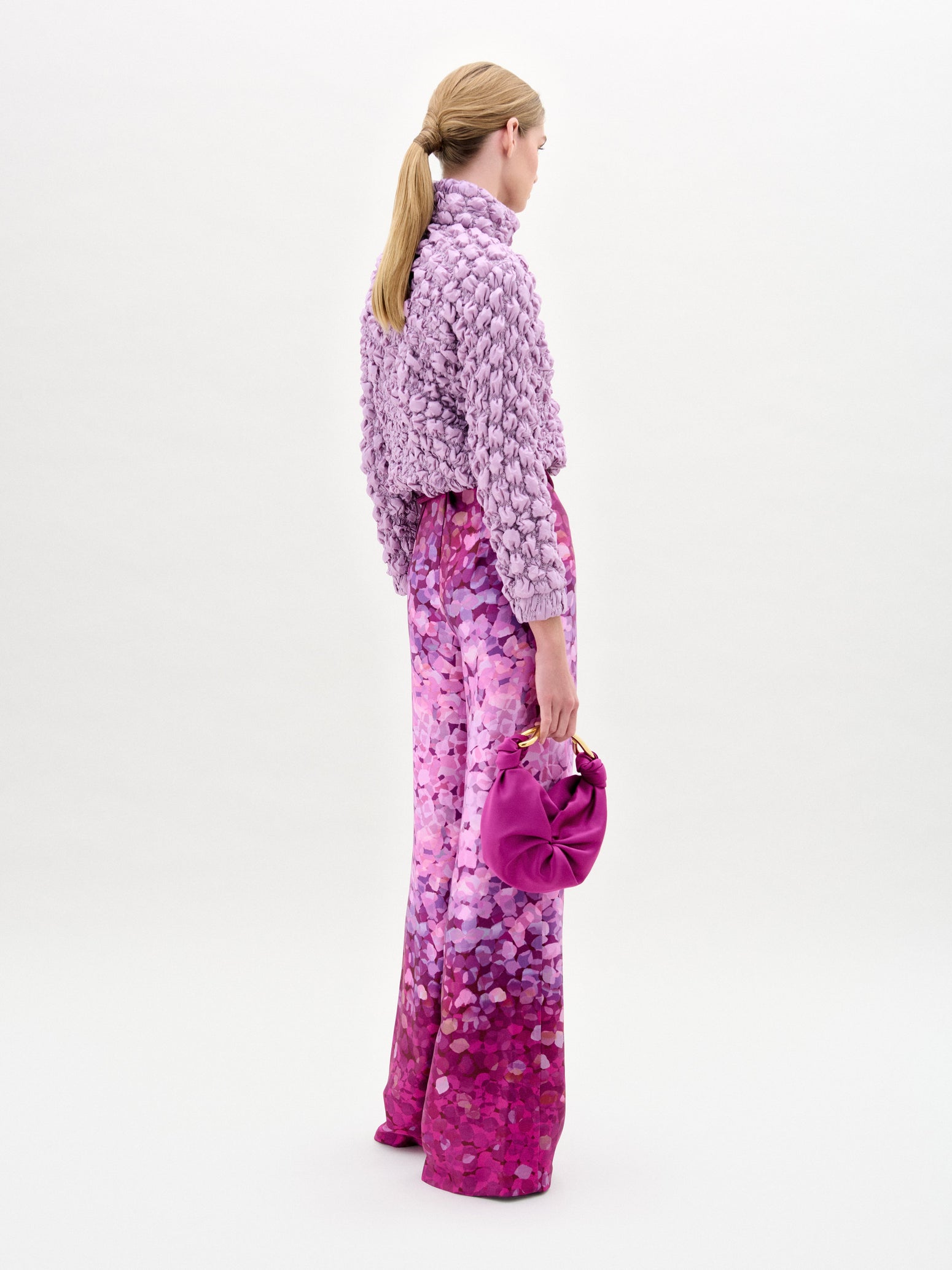 ZALTAJACKET-LILAC_SIVJUMPSUIT-MAGENTABSTRACT_BACK_FALL2025